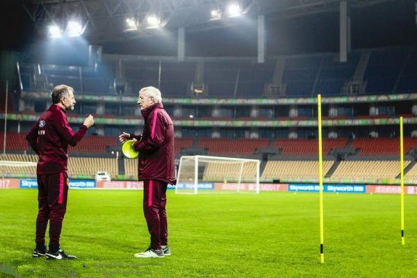 昨兒中國隊(duì)新年首場0:2輸冰島，今兒萬達(dá)就宣布贊助2017中國杯，你怎么看？｜美通社頭條