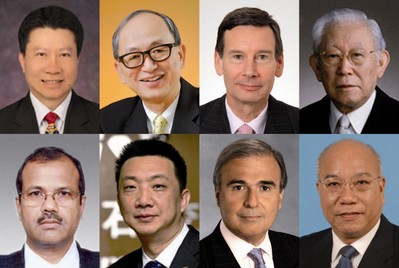 入圍名單由8位具豐富經(jīng)驗(yàn)和領(lǐng)導(dǎo)地位的國(guó)際評(píng)審嚴(yán)謹(jǐn)篩選。（由上至下, 從左至右）泰國(guó)商會(huì)暨泰國(guó)貿(mào)易委員會(huì)秘書(shū)長(zhǎng)Vichai Assarasakorn、世界黃金協(xié)會(huì)遠(yuǎn)東區(qū)董事總經(jīng)理鄭良豪、國(guó)際鉑金協(xié)會(huì)首席執(zhí)行官高偉政(James Courage)、東京鉆石交易所(Tokyo Diamond Exchange)名譽(yù)主席加藤英高、荷蘭銀行(ABN AMRO Group)國(guó)際鉆石及珠寶部亞洲區(qū)主管Biju Patnaik、上海鉆石交易所總裁林強(qiáng)、美國(guó)珠寶商協(xié)會(huì)（Jewelers of America）執(zhí)行長(zhǎng)倫奇（Matthew Runci）、國(guó)際有色寶石協(xié)會(huì)主席袁健榮